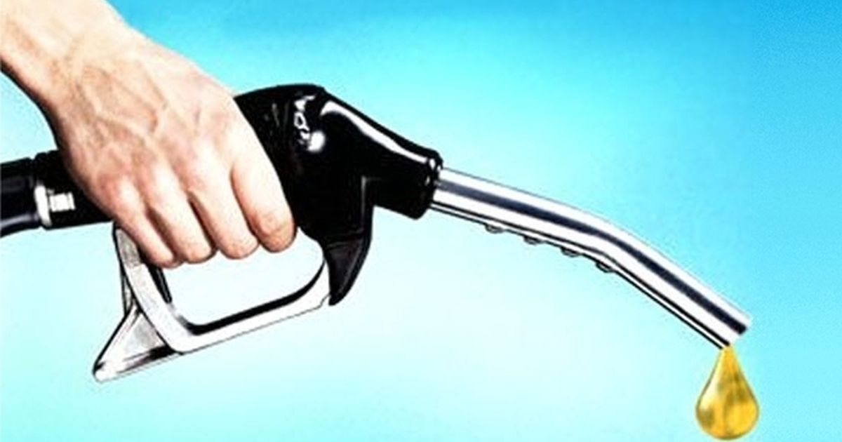 Минус 30 копеек: цены на бензин в Приангарье продолжают радовать
