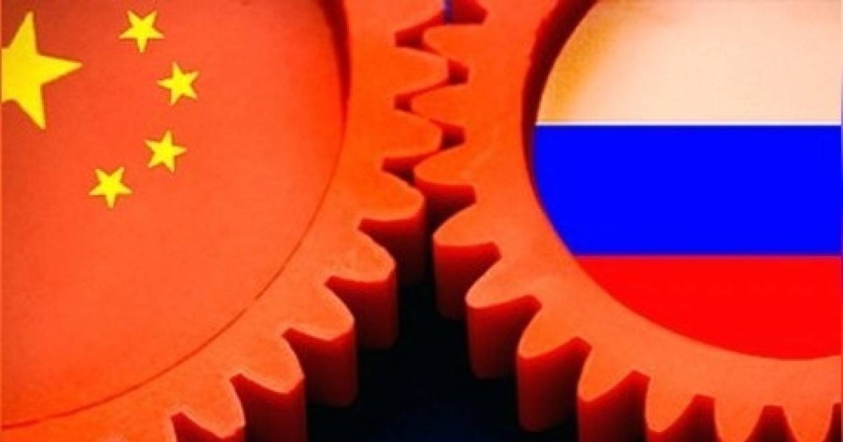 Есть данные: Китай хочет и России помочь, и на санкции не нарваться
